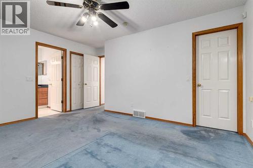 20 Willowbrook Gate Nw, Airdrie, AB - Indoor Photo Showing Other Room
