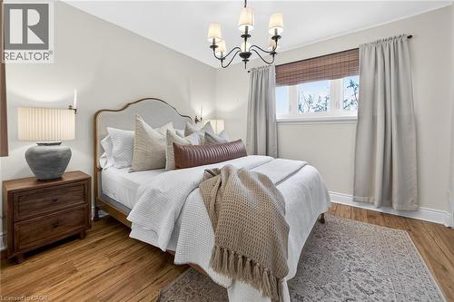 2371 Brookhurst Road, Mississauga, ON - Indoor Photo Showing Bedroom