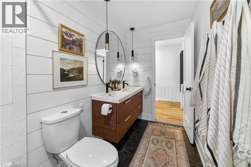 2371 Brookhurst Road, Mississauga, ON - Indoor Photo Showing Bathroom