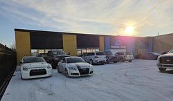 5815  97 St NW  Edmonton, AB T6E 3J2