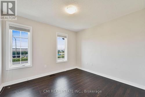40 Spokanne Street N, Brampton, ON - Indoor Photo Showing Other Room