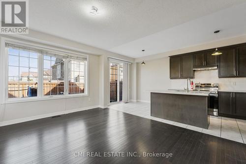 40 Spokanne Street N, Brampton, ON - Indoor Photo Showing Kitchen