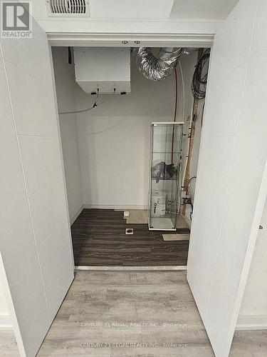 1008 Lagoon Street, Mississauga, ON 