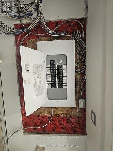 1008 Lagoon Street, Mississauga, ON 