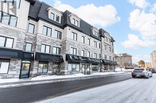 1008 Lagoon Street, Mississauga, ON 