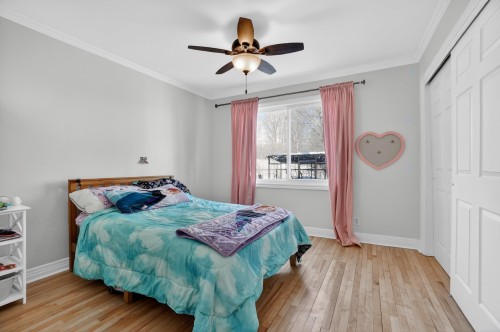 Master Bedroom - 189  - 191 Boul. Des Prairies, Laval (Laval-Des-Rapides), QC - Indoor Photo Showing Bedroom