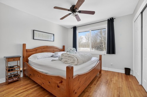 Master Bedroom - 189  - 191 Boul. Des Prairies, Laval (Laval-Des-Rapides), QC - Indoor Photo Showing Bedroom