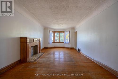 1650 King Street E, Hamilton, ON - Indoor Photo Showing Other Room