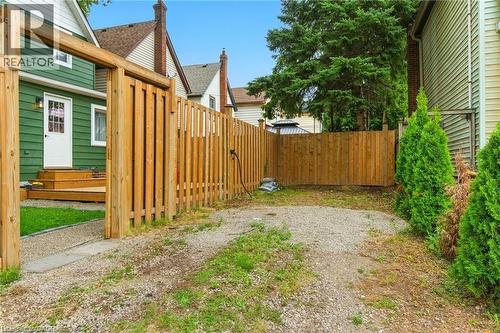 12 Francis Street, Hamilton, ON - Outdoor