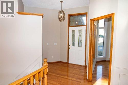 Come in.. - 16 Eagleview Heights Nw, Cochrane, AB - Indoor Photo Showing Other Room
