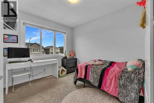 7 Corner Meadows Common Ne, Calgary, AB - Indoor Photo Showing Bedroom
