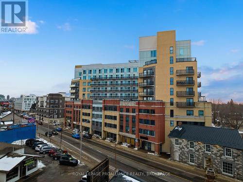 415 - 652 PRINCESS STREET  Kingston (Central City East), ON K7L 1E5