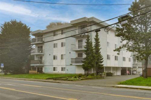 203-625 Admirals Rd  Esquimalt, BC V9A 2N6