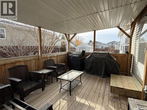 4 7Th Avenue Se, Weyburn, SK - Outdoor With Deck Patio Veranda With Exterior