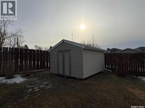 4 7Th Avenue Se, Weyburn, SK - Outdoor