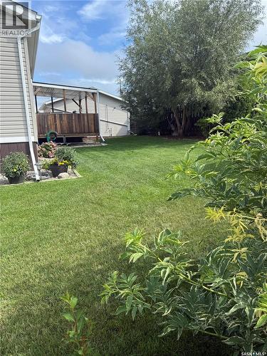 4 7Th Avenue Se, Weyburn, SK - Outdoor