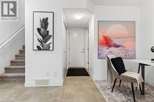 404 Redstone View Ne, Calgary, AB - Indoor