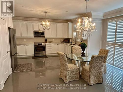 4205 Sarazen Drive, Burlington, ON - Indoor Photo Showing Other Room