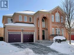 2051 ASHMORE DRIVE  Oakville, ON L6M 4T1