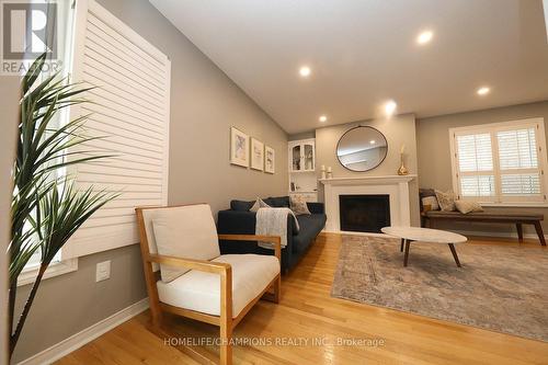 6200 Maple Gate Circle, Mississauga, ON - Indoor Photo Showing Living Room With Fireplace