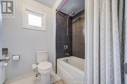 5128 Guildwood Way, Mississauga, ON - Indoor Photo Showing Bathroom