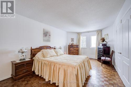 5128 Guildwood Way, Mississauga, ON - Indoor Photo Showing Bedroom