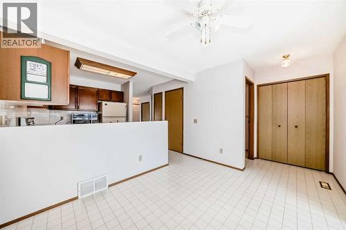 108, 1 Aberdeen Way, Stony Plain, AB - Indoor Photo Showing Kitchen