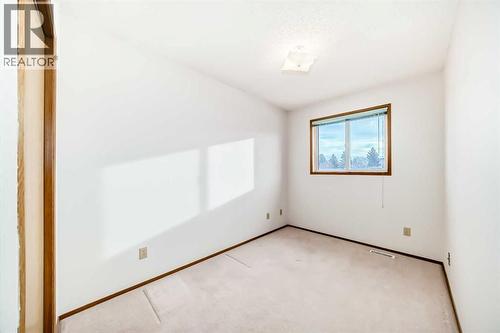 108, 1 Aberdeen Way, Stony Plain, AB - Indoor Photo Showing Other Room