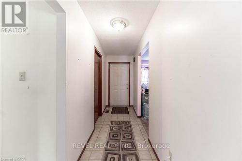 5 Charing Drive, Hamilton, ON - Indoor Photo Showing Other Room