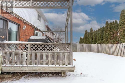 5 Charing Drive, Hamilton, ON - Outdoor