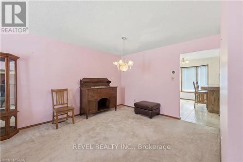 5 Charing Drive, Hamilton, ON - Indoor