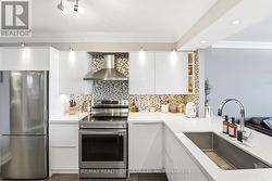 Under Cabinet Lighting, Undermount Double Sink - 