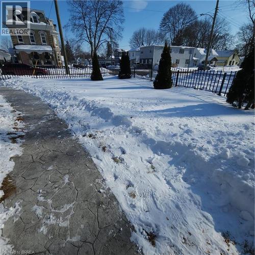 218 Talbot Street S, Simcoe, ON - Outdoor