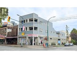 477 POWELL STREET  Vancouver, BC V6A 1G7