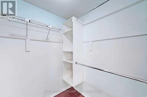 WALK IN CLOSET - 189 Martindale Avenue, Oakville, ON - Indoor With Storage