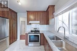 KITCHEN - 