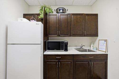 203, 15 Carlton Drive, St. Albert, AB 