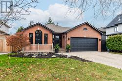 7 WATERSIDE DRIVE  Hamilton, ON L8E 5T9