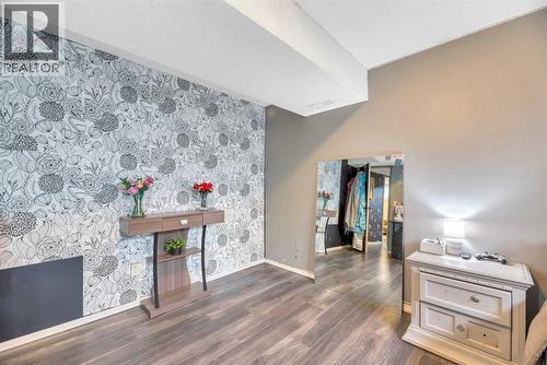 512 Highland Close, Strathmore, AB - Indoor