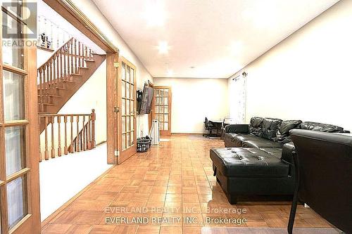 87 Kyla Crescent, Markham, ON - Indoor Photo Showing Other Room
