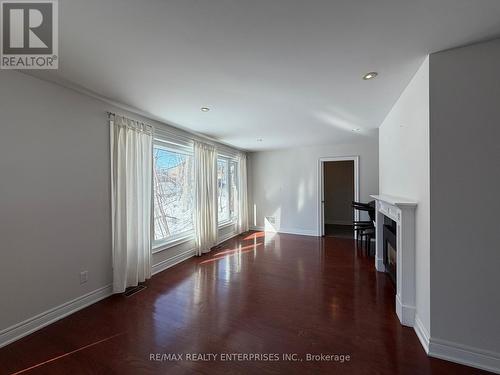 860 Clarkson Road S, Mississauga, ON - Indoor Photo Showing Other Room