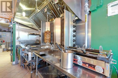 723 Lakeshore Road E, Mississauga, ON 