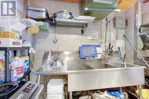 723 Lakeshore Road E, Mississauga, ON 