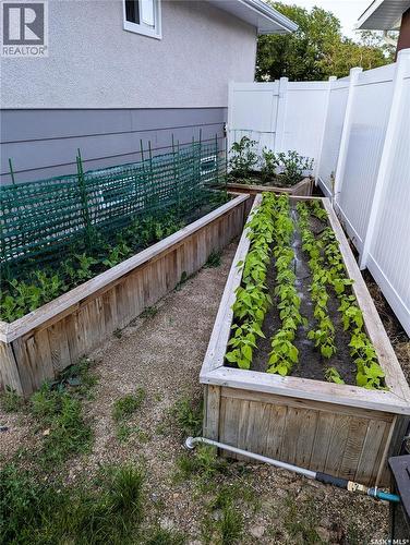 131 Dunsmore Drive, Regina, SK - Outdoor