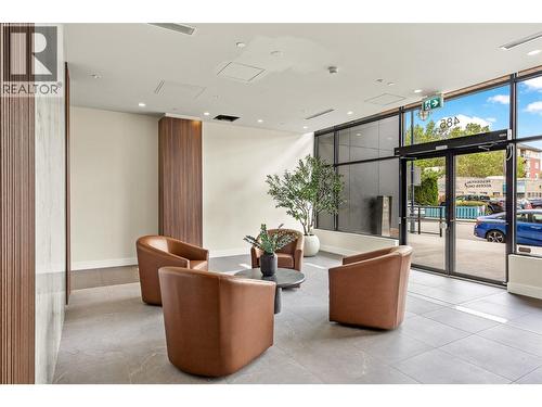 485 Groves Avenue Unit# 505, Kelowna, BC - Indoor Photo Showing Other Room