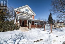 6038 MAIN STREET  Whitchurch-Stouffville, ON L4A 1B8