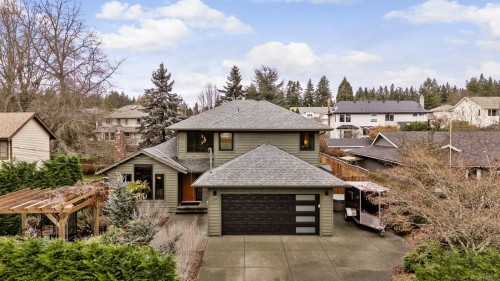 1544 Comox Ave, Comox, BC 