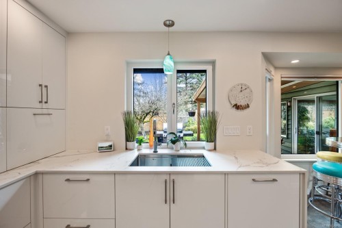 1544 Comox Ave, Comox, BC 