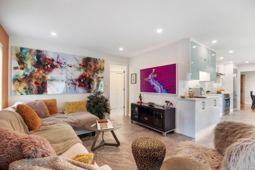 1544 Comox Ave, Comox, BC 