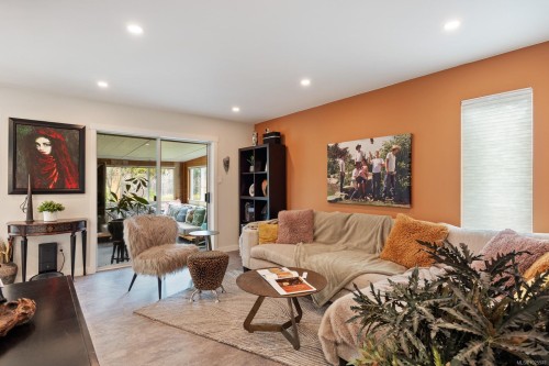 1544 Comox Ave, Comox, BC 